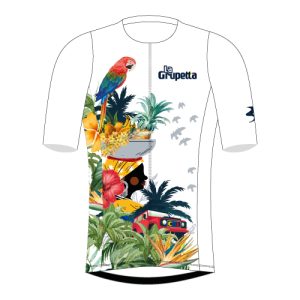 white macaw front